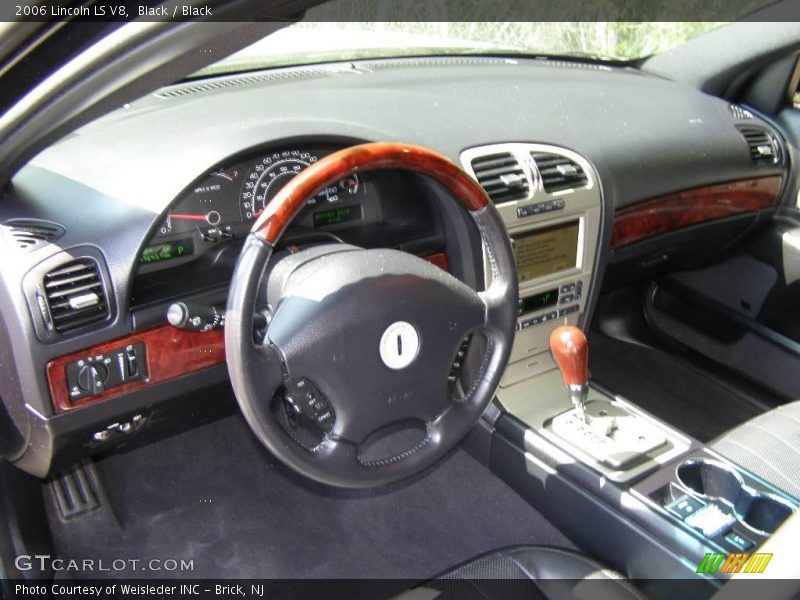 Black / Black 2006 Lincoln LS V8