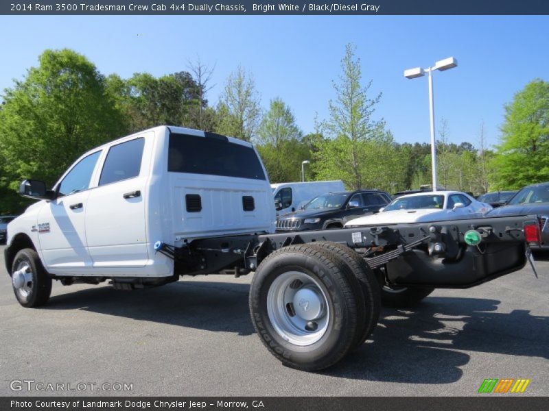 Bright White / Black/Diesel Gray 2014 Ram 3500 Tradesman Crew Cab 4x4 Dually Chassis