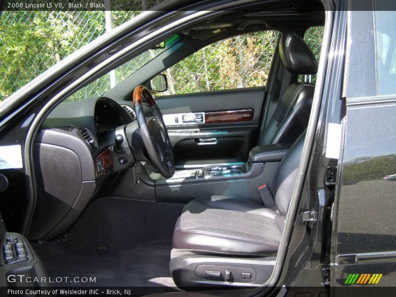 Black / Black 2006 Lincoln LS V8