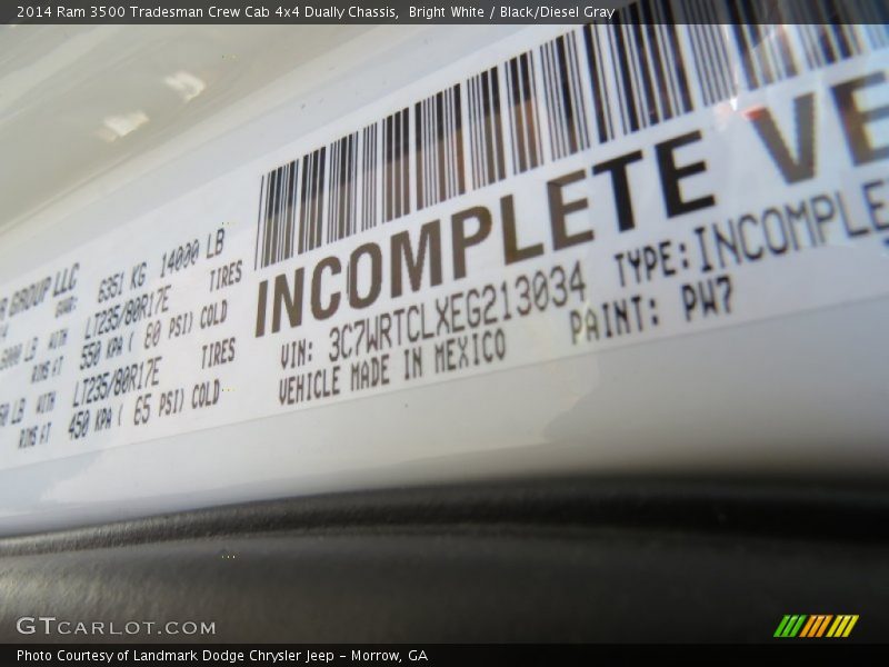 Bright White / Black/Diesel Gray 2014 Ram 3500 Tradesman Crew Cab 4x4 Dually Chassis