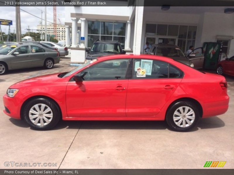 Tornado Red / Titan Black 2013 Volkswagen Jetta S Sedan