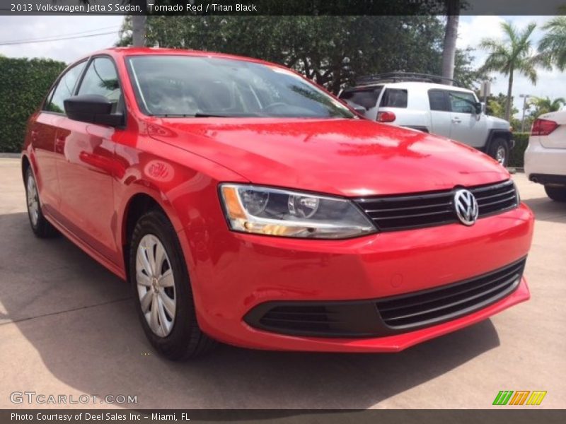 Tornado Red / Titan Black 2013 Volkswagen Jetta S Sedan