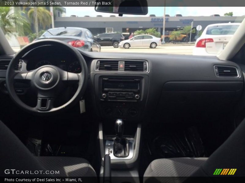 Tornado Red / Titan Black 2013 Volkswagen Jetta S Sedan