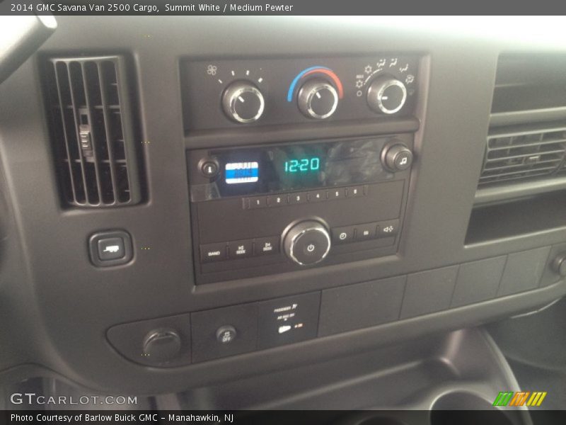 Summit White / Medium Pewter 2014 GMC Savana Van 2500 Cargo