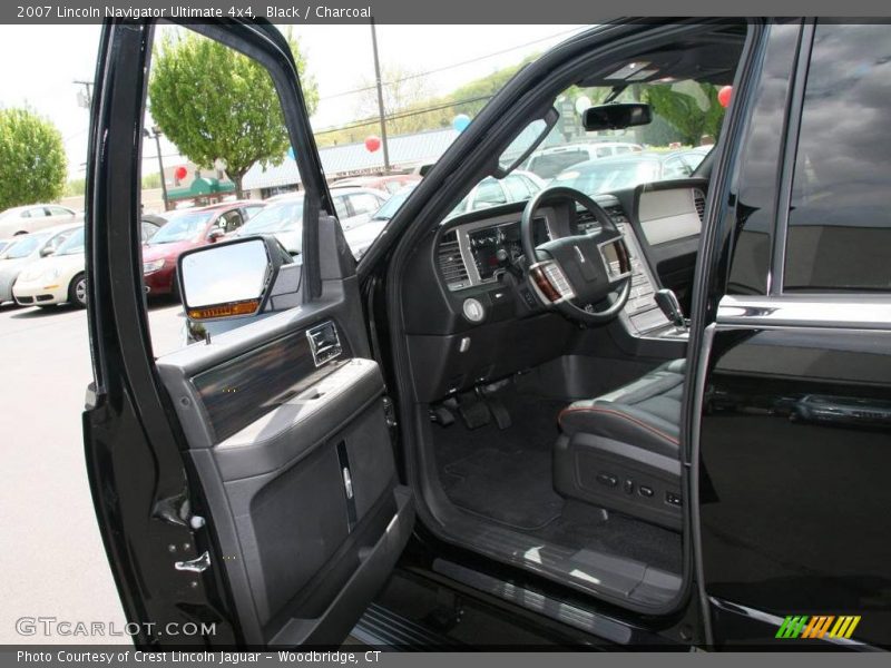 Black / Charcoal 2007 Lincoln Navigator Ultimate 4x4
