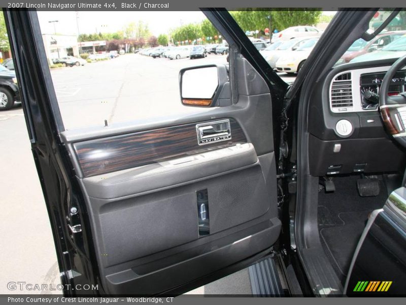Black / Charcoal 2007 Lincoln Navigator Ultimate 4x4