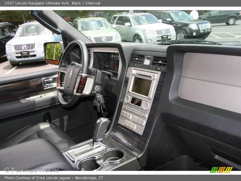 Black / Charcoal 2007 Lincoln Navigator Ultimate 4x4