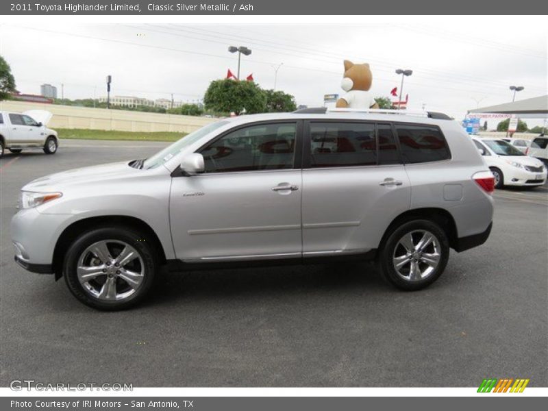 Classic Silver Metallic / Ash 2011 Toyota Highlander Limited