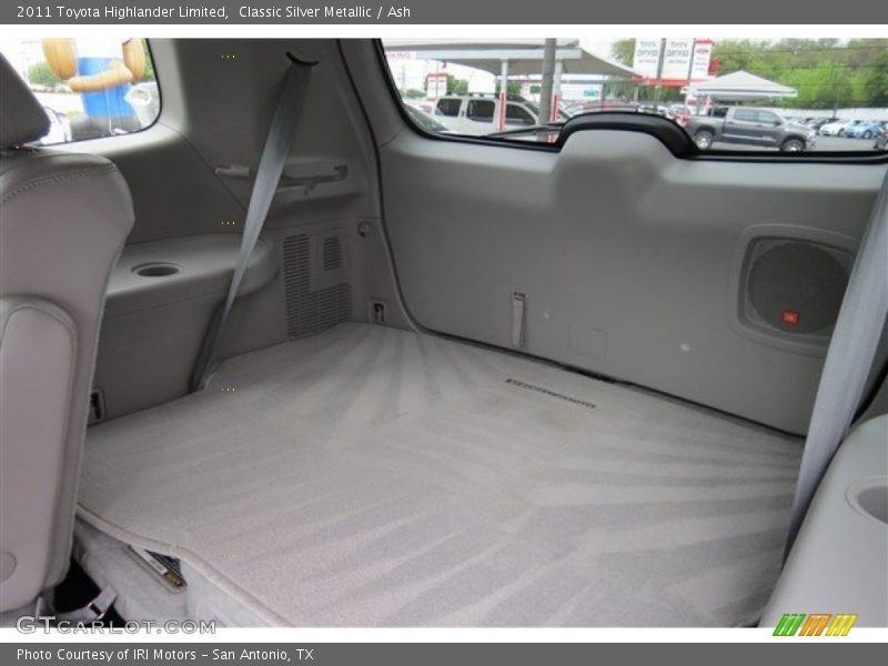 Classic Silver Metallic / Ash 2011 Toyota Highlander Limited
