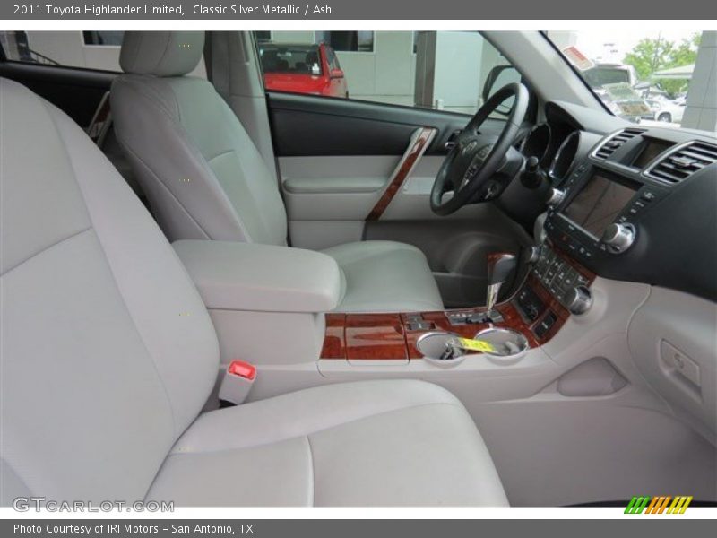 Classic Silver Metallic / Ash 2011 Toyota Highlander Limited