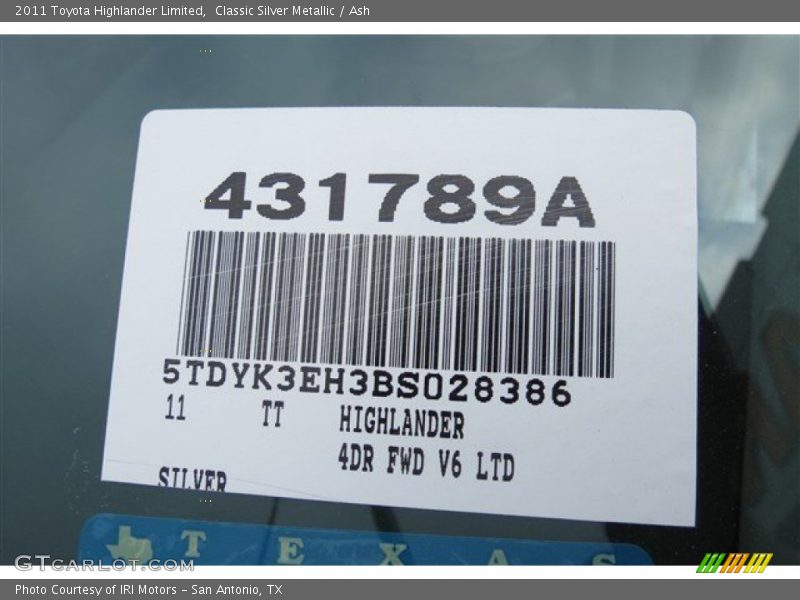 Classic Silver Metallic / Ash 2011 Toyota Highlander Limited