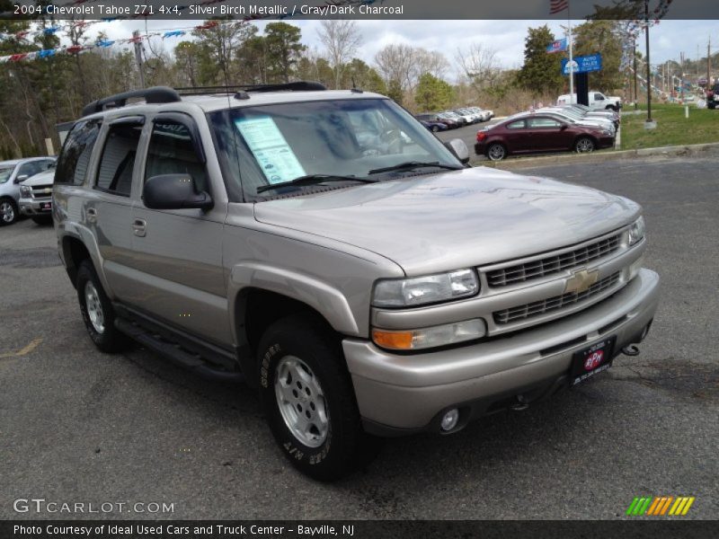 Silver Birch Metallic / Gray/Dark Charcoal 2004 Chevrolet Tahoe Z71 4x4
