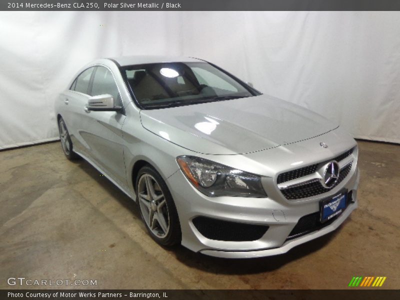 Polar Silver Metallic / Black 2014 Mercedes-Benz CLA 250