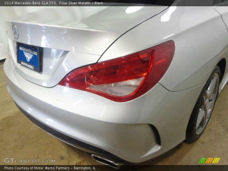 Polar Silver Metallic / Black 2014 Mercedes-Benz CLA 250
