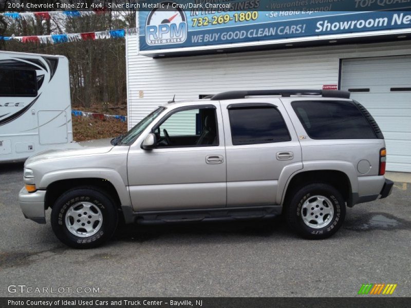 Silver Birch Metallic / Gray/Dark Charcoal 2004 Chevrolet Tahoe Z71 4x4