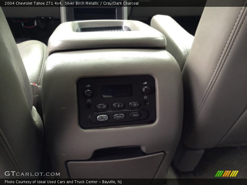 Silver Birch Metallic / Gray/Dark Charcoal 2004 Chevrolet Tahoe Z71 4x4