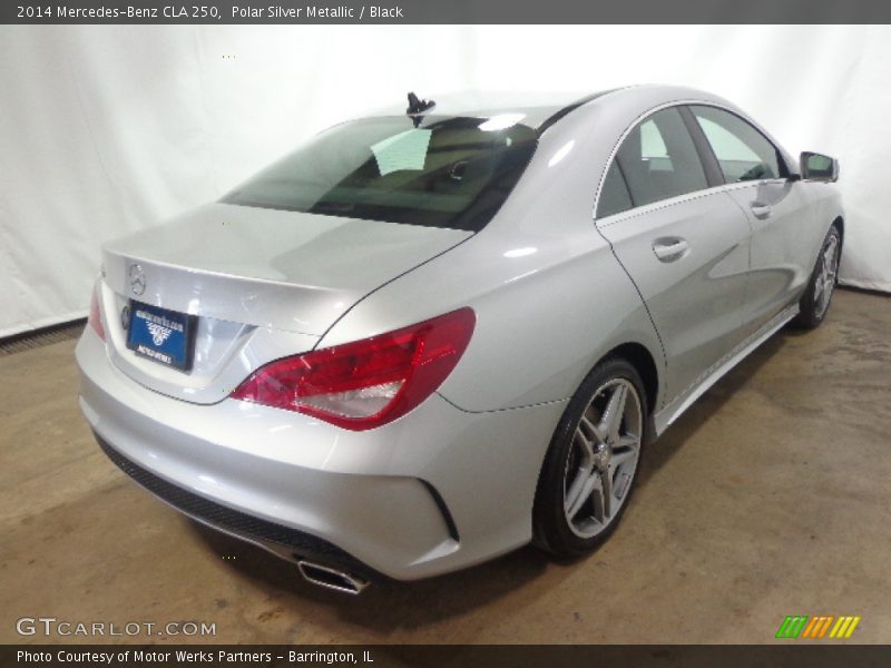 Polar Silver Metallic / Black 2014 Mercedes-Benz CLA 250