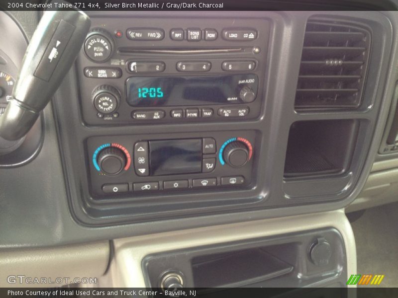 Silver Birch Metallic / Gray/Dark Charcoal 2004 Chevrolet Tahoe Z71 4x4