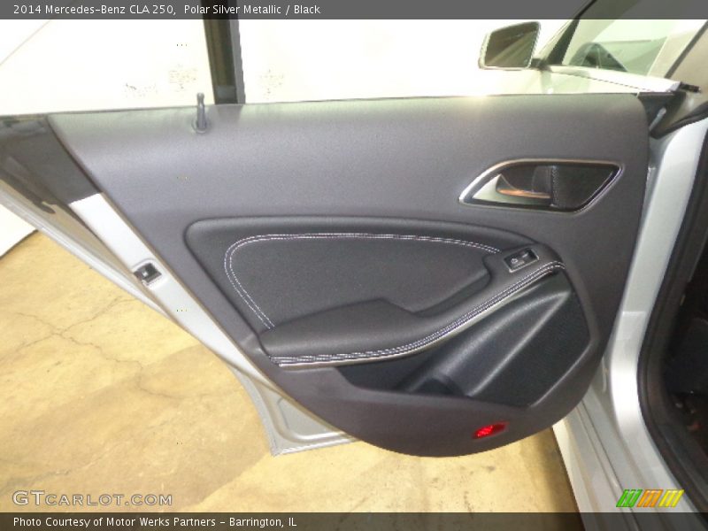 Polar Silver Metallic / Black 2014 Mercedes-Benz CLA 250