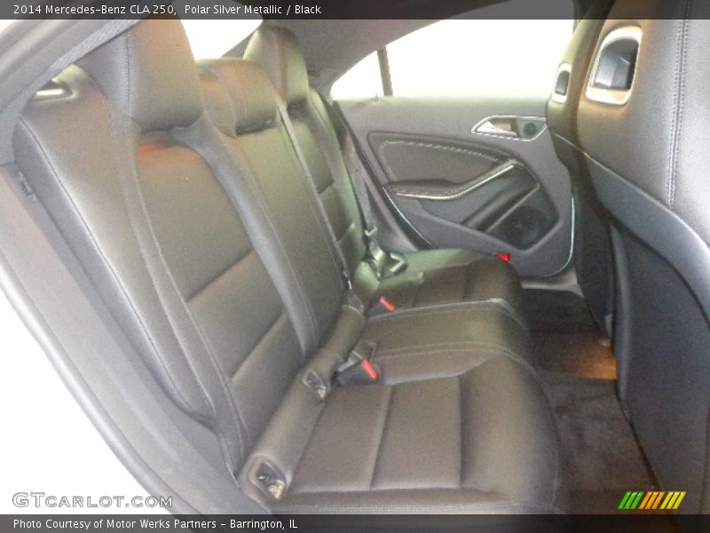 Polar Silver Metallic / Black 2014 Mercedes-Benz CLA 250