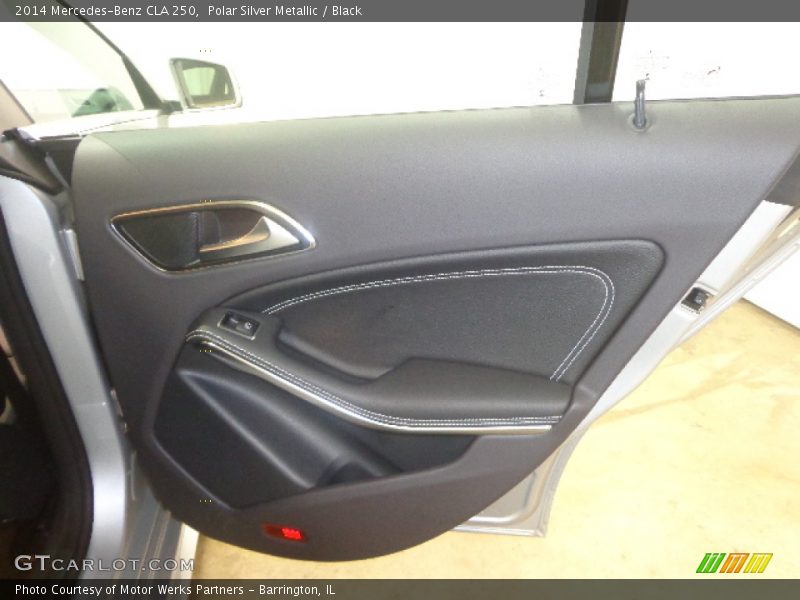 Polar Silver Metallic / Black 2014 Mercedes-Benz CLA 250