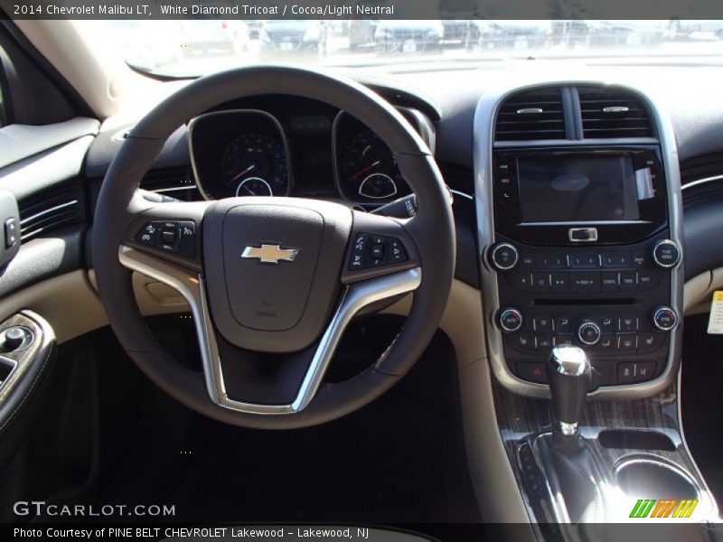White Diamond Tricoat / Cocoa/Light Neutral 2014 Chevrolet Malibu LT