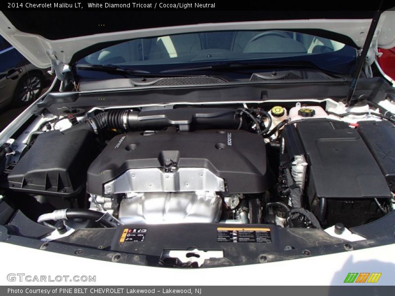 White Diamond Tricoat / Cocoa/Light Neutral 2014 Chevrolet Malibu LT