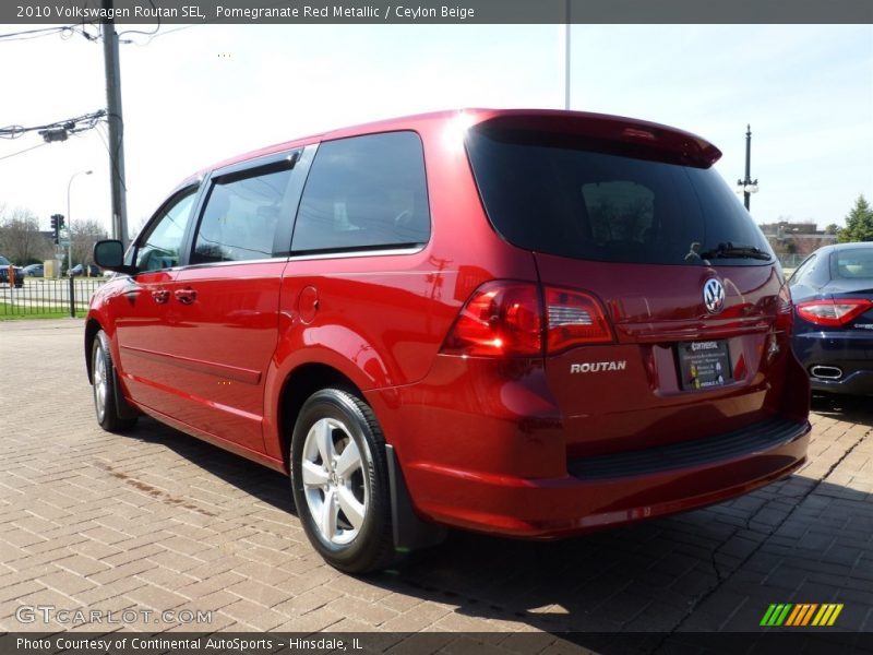 Pomegranate Red Metallic / Ceylon Beige 2010 Volkswagen Routan SEL