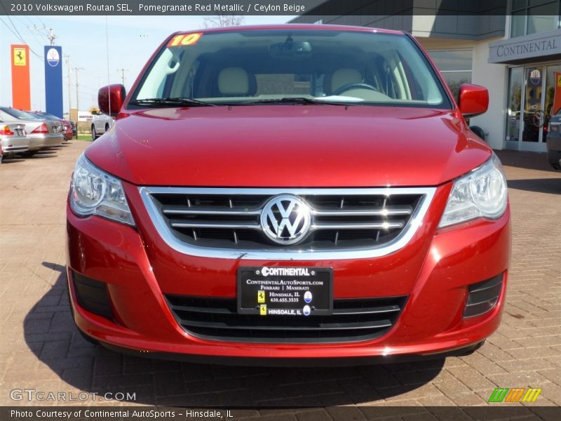 Pomegranate Red Metallic / Ceylon Beige 2010 Volkswagen Routan SEL