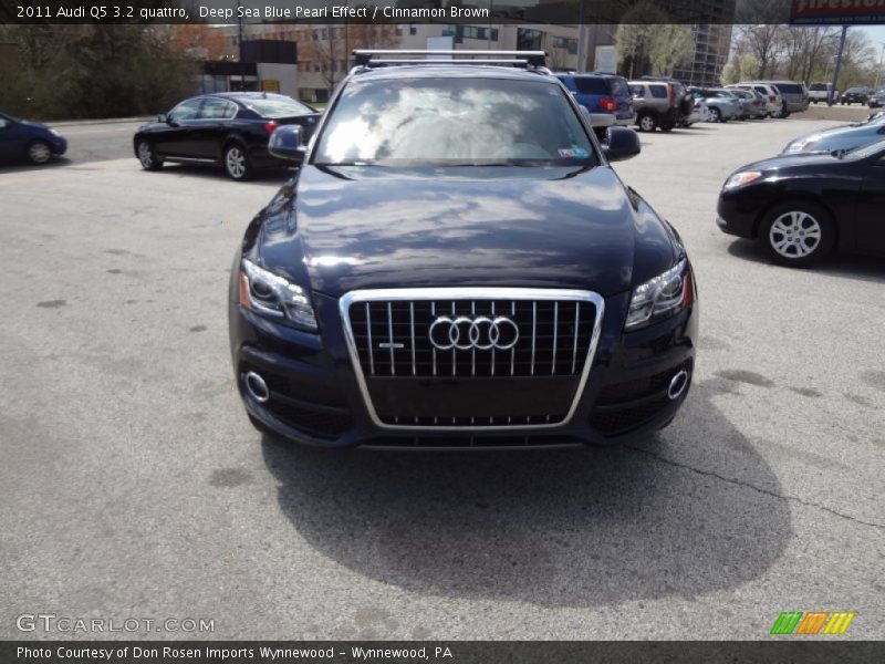 Deep Sea Blue Pearl Effect / Cinnamon Brown 2011 Audi Q5 3.2 quattro