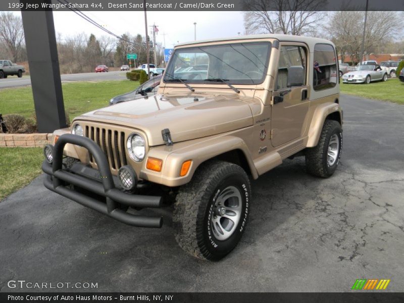 Desert Sand Pearlcoat / Camel/Dark Green 1999 Jeep Wrangler Sahara 4x4