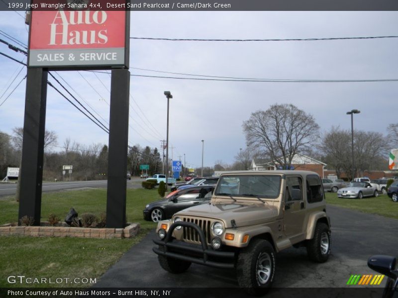Desert Sand Pearlcoat / Camel/Dark Green 1999 Jeep Wrangler Sahara 4x4