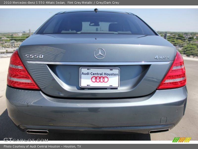 Flint Grey Metallic / Grey/Dark Grey 2010 Mercedes-Benz S 550 4Matic Sedan