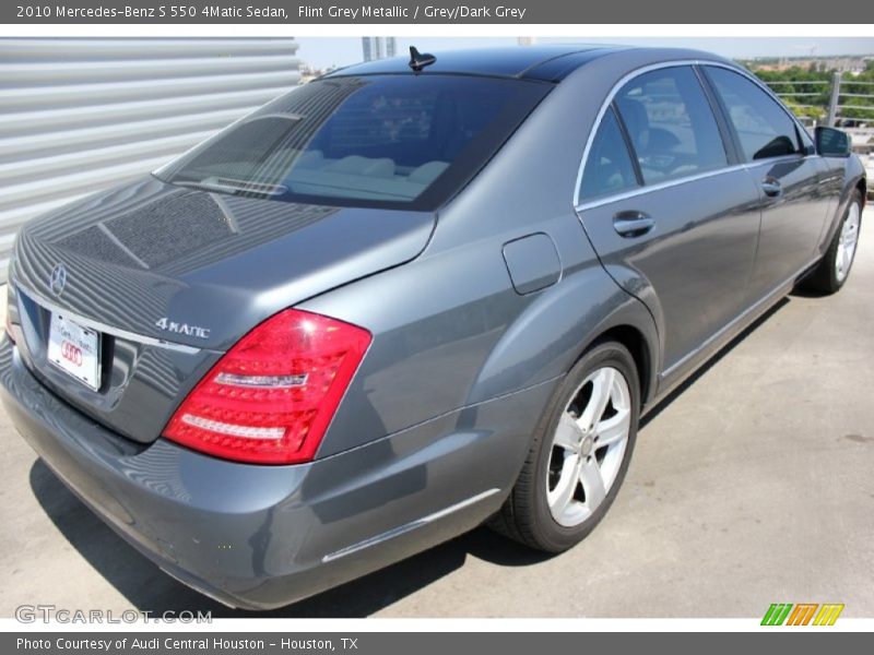 Flint Grey Metallic / Grey/Dark Grey 2010 Mercedes-Benz S 550 4Matic Sedan