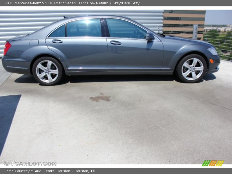 Flint Grey Metallic / Grey/Dark Grey 2010 Mercedes-Benz S 550 4Matic Sedan