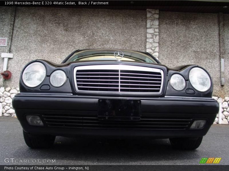 Black / Parchment 1998 Mercedes-Benz E 320 4Matic Sedan