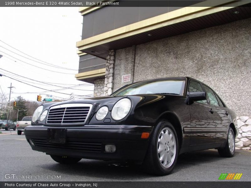 Black / Parchment 1998 Mercedes-Benz E 320 4Matic Sedan