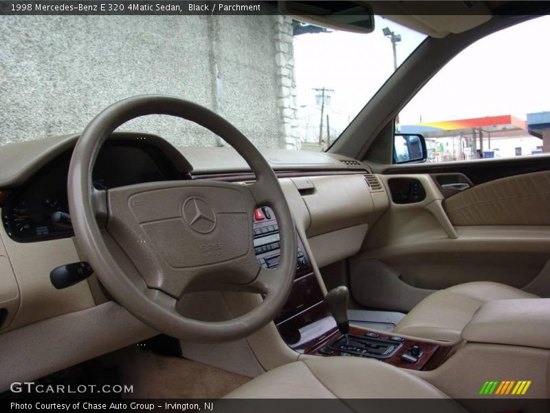Black / Parchment 1998 Mercedes-Benz E 320 4Matic Sedan
