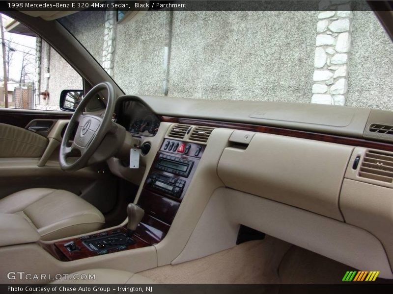 Black / Parchment 1998 Mercedes-Benz E 320 4Matic Sedan