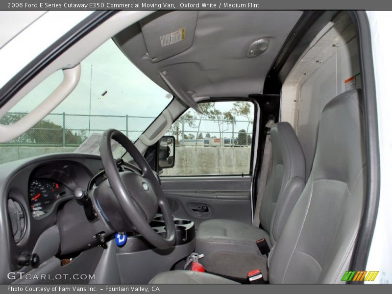 Oxford White / Medium Flint 2006 Ford E Series Cutaway E350 Commercial Moving Van