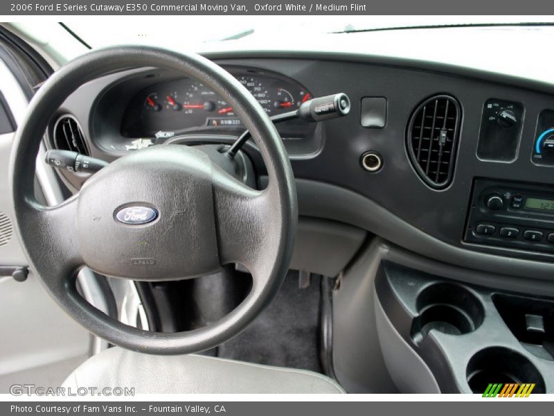 Oxford White / Medium Flint 2006 Ford E Series Cutaway E350 Commercial Moving Van