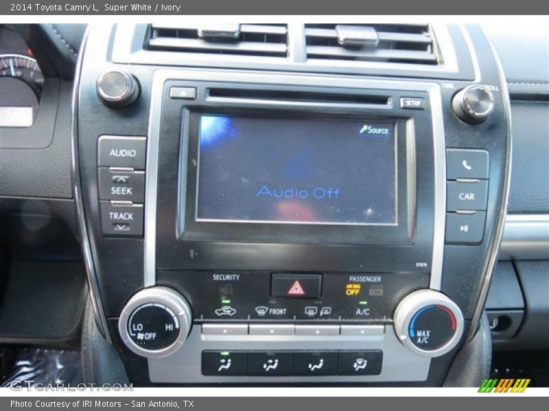 Super White / Ivory 2014 Toyota Camry L