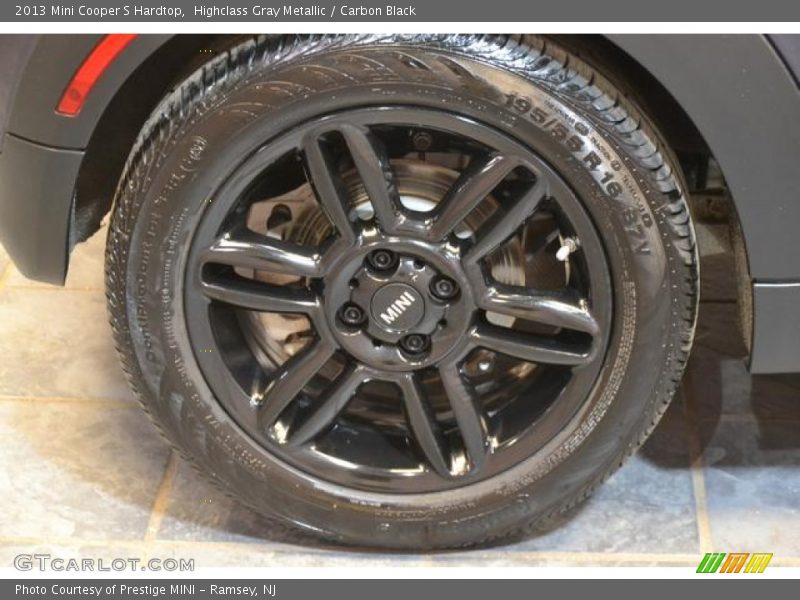Highclass Gray Metallic / Carbon Black 2013 Mini Cooper S Hardtop