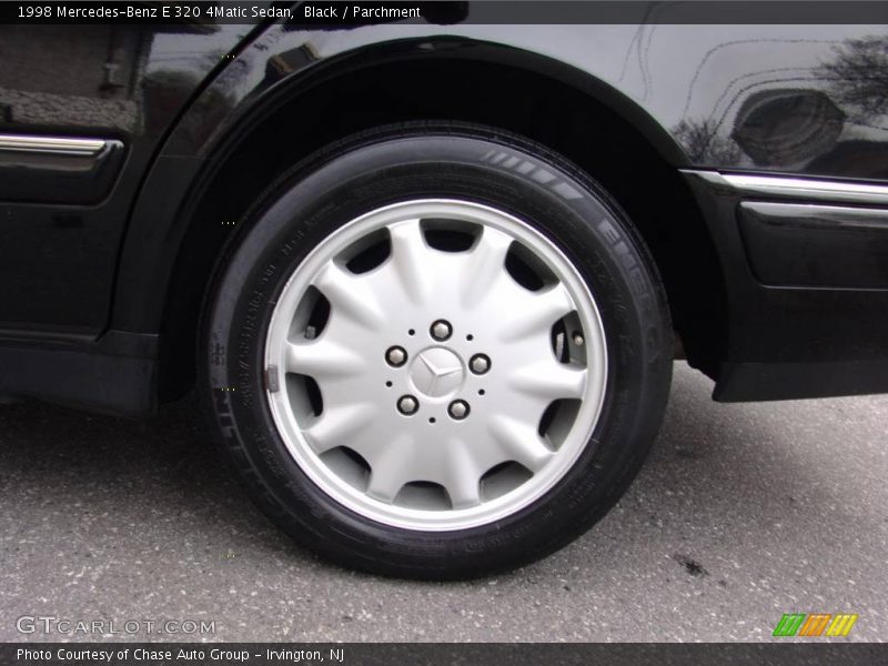 Black / Parchment 1998 Mercedes-Benz E 320 4Matic Sedan