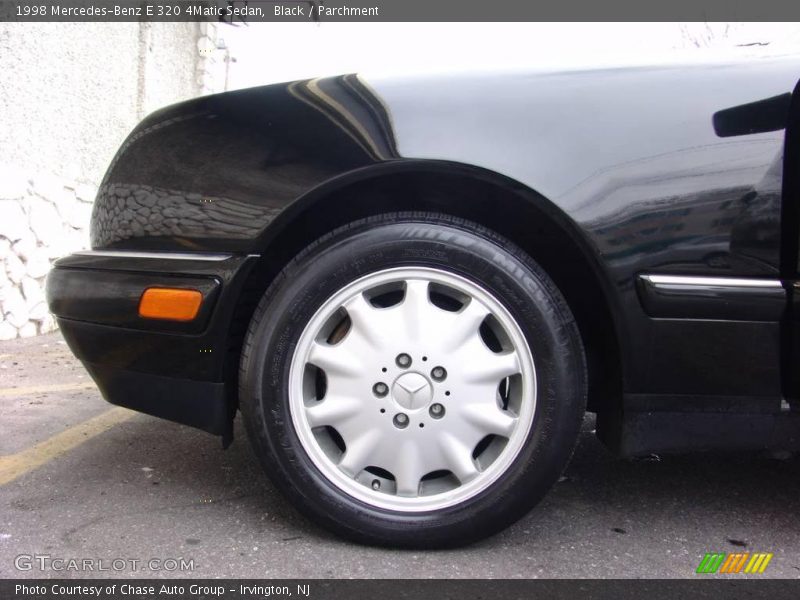 Black / Parchment 1998 Mercedes-Benz E 320 4Matic Sedan