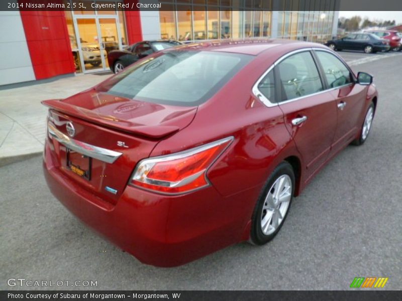 Cayenne Red / Charcoal 2014 Nissan Altima 2.5 SL