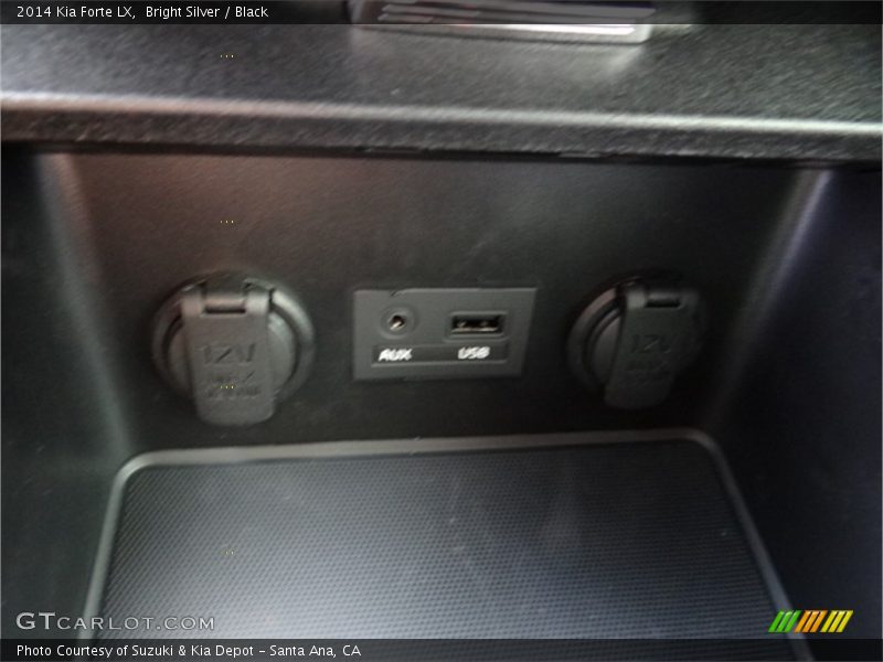 Bright Silver / Black 2014 Kia Forte LX