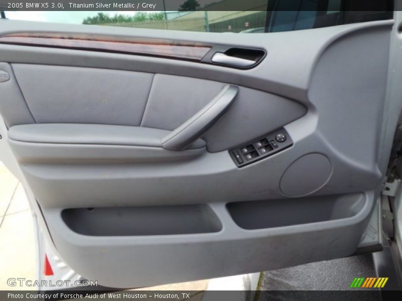 Titanium Silver Metallic / Grey 2005 BMW X5 3.0i