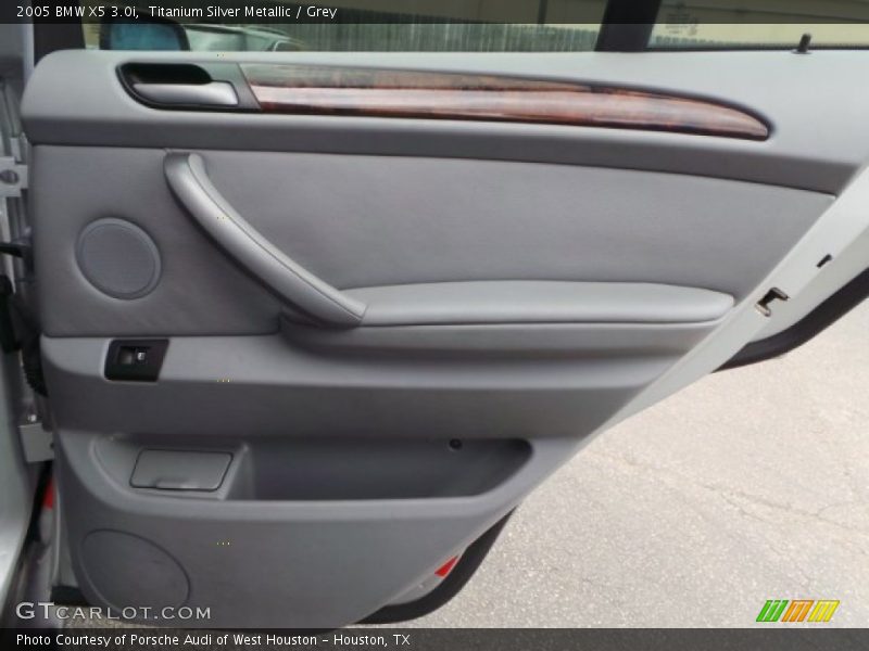 Titanium Silver Metallic / Grey 2005 BMW X5 3.0i