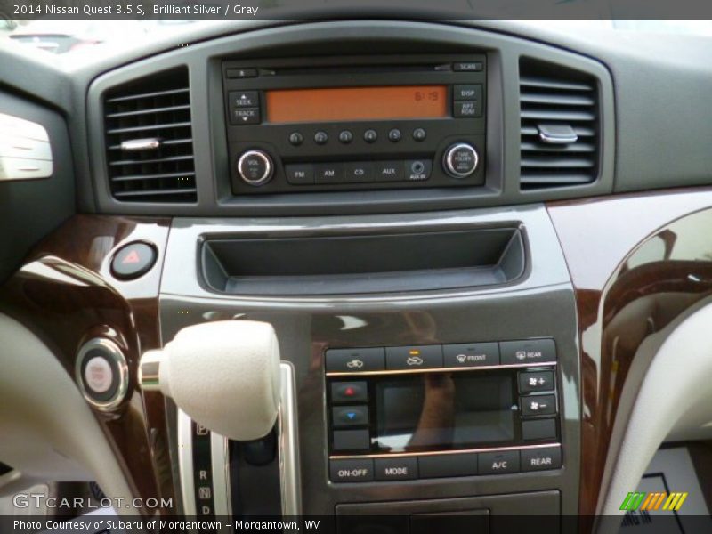 Brilliant Silver / Gray 2014 Nissan Quest 3.5 S